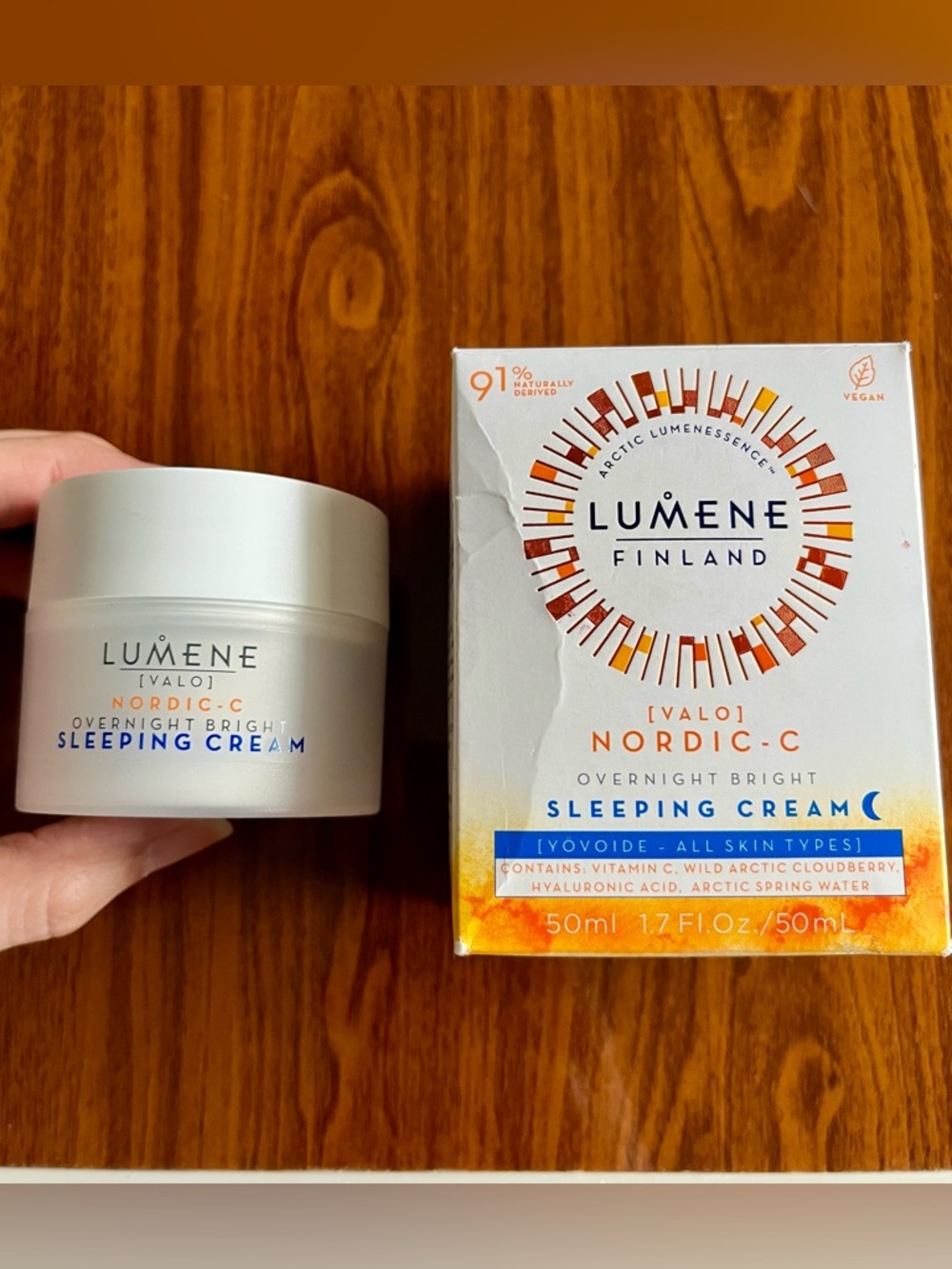 Lumene Finland Valo Nordic C Overnight Bright Sleeping Cream Vegan 1.7 oz NIB